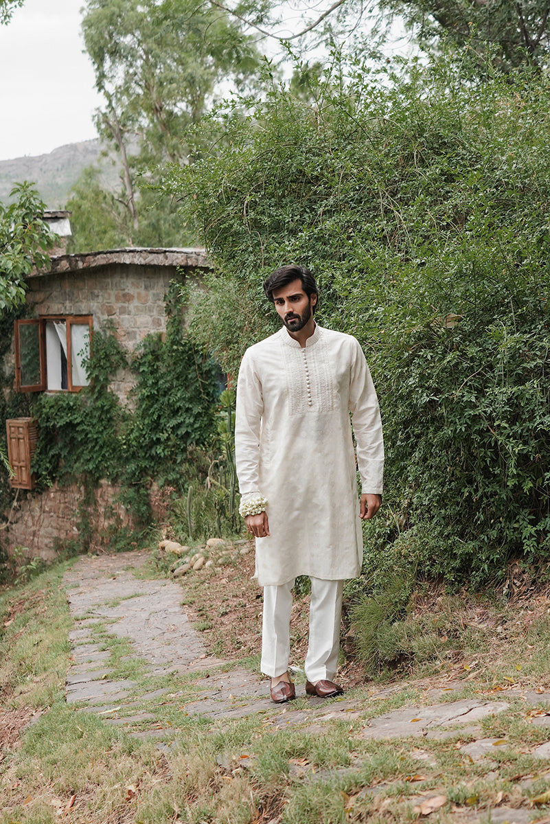 EMBROIDERED TUXEDO PANEL KURTA TROUSER