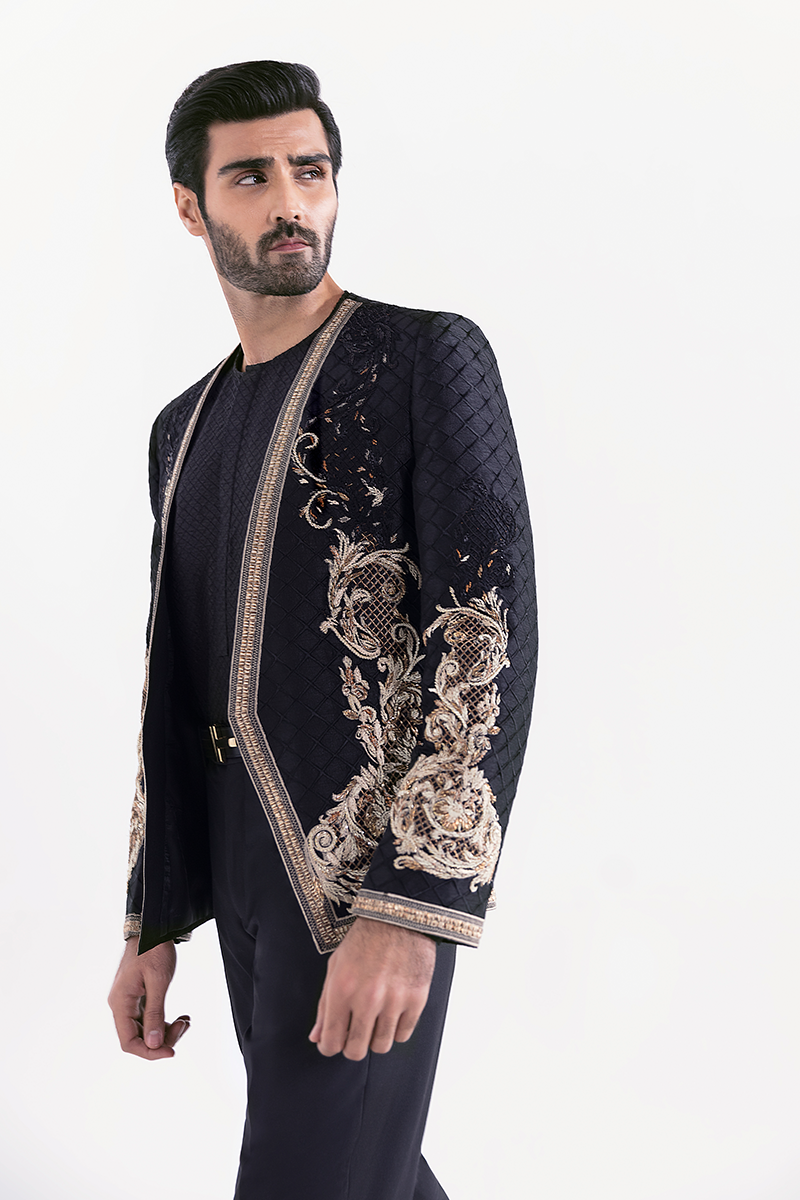 BLACK EMBROIDERED PRINCE COAT