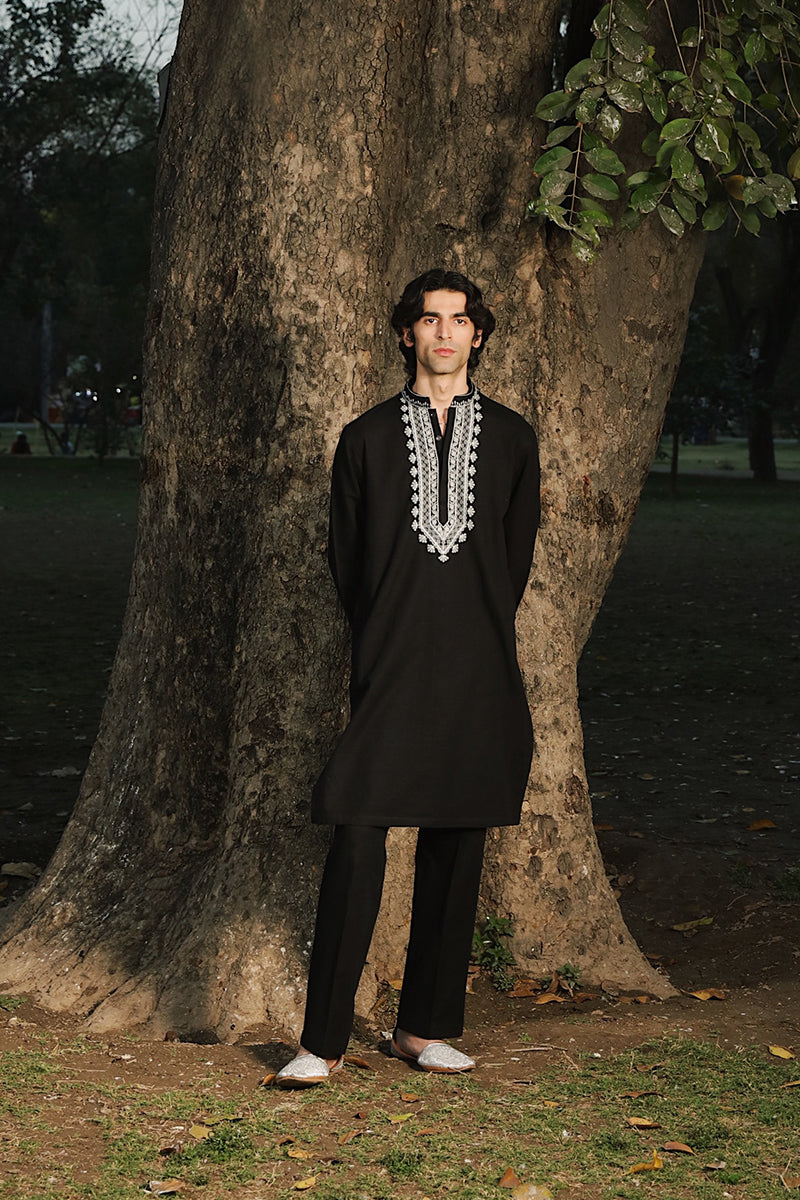 BLACK KURTA PAJAMA