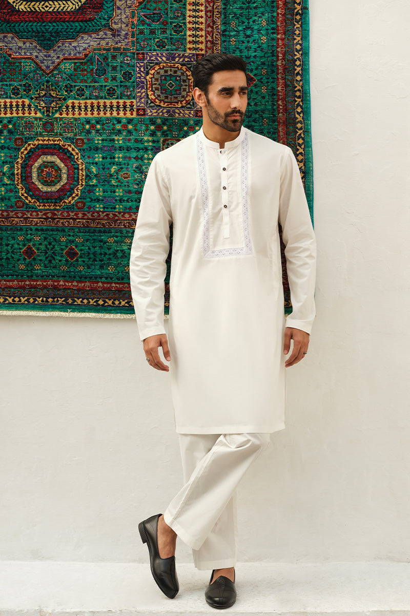 IVORY WHITE KURTA PAJAMA