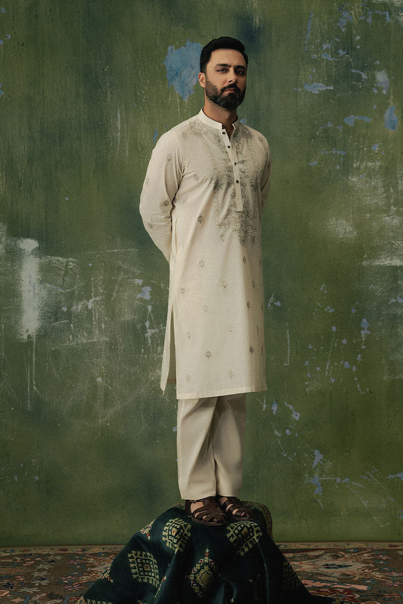 Ivory White Dori embroidered Kurta Pajama
