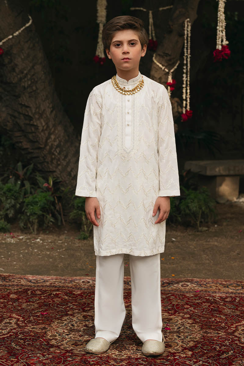 ‘AYAN’ KURTA PAJAMA