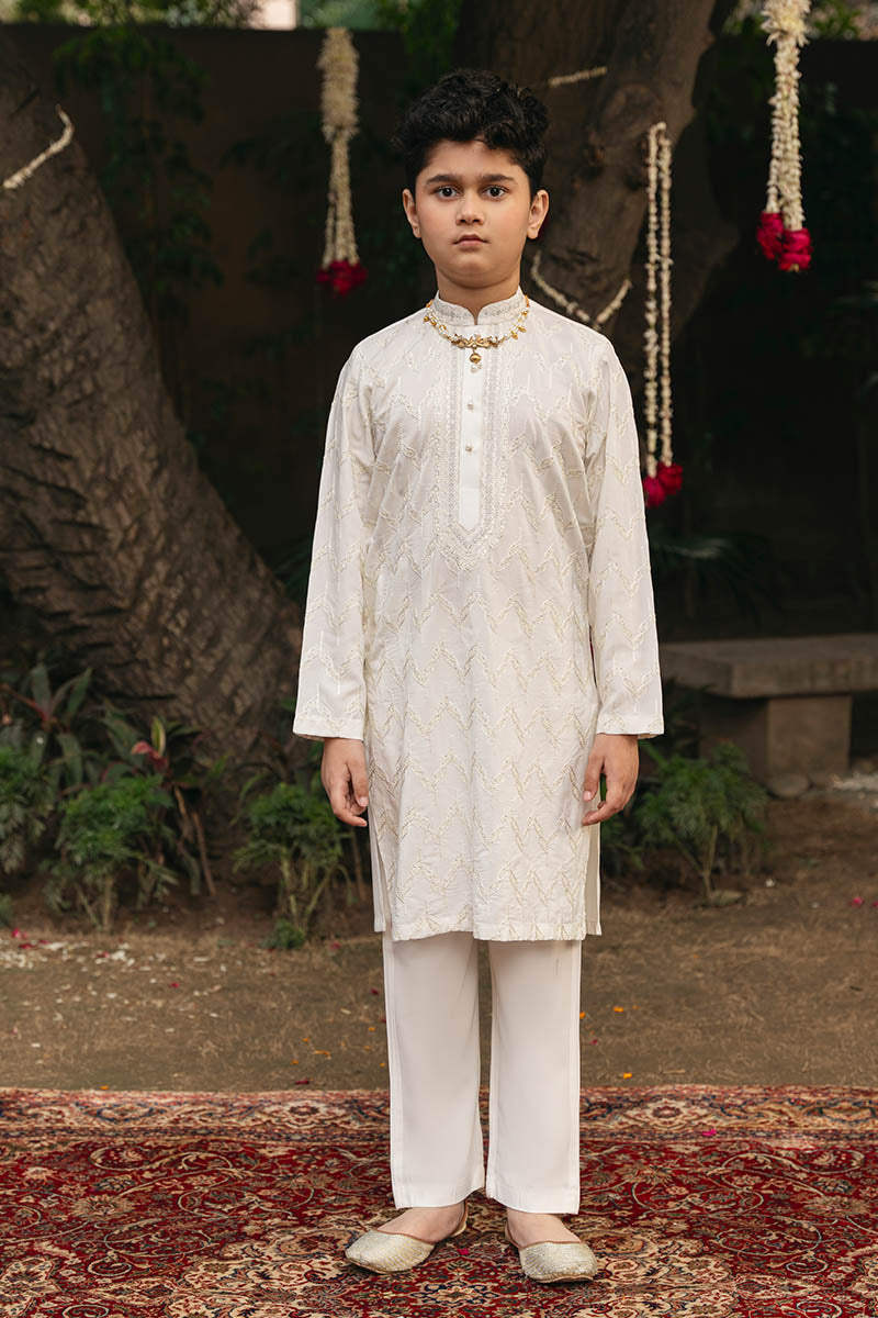 ‘AYAN’ KURTA PAJAMA