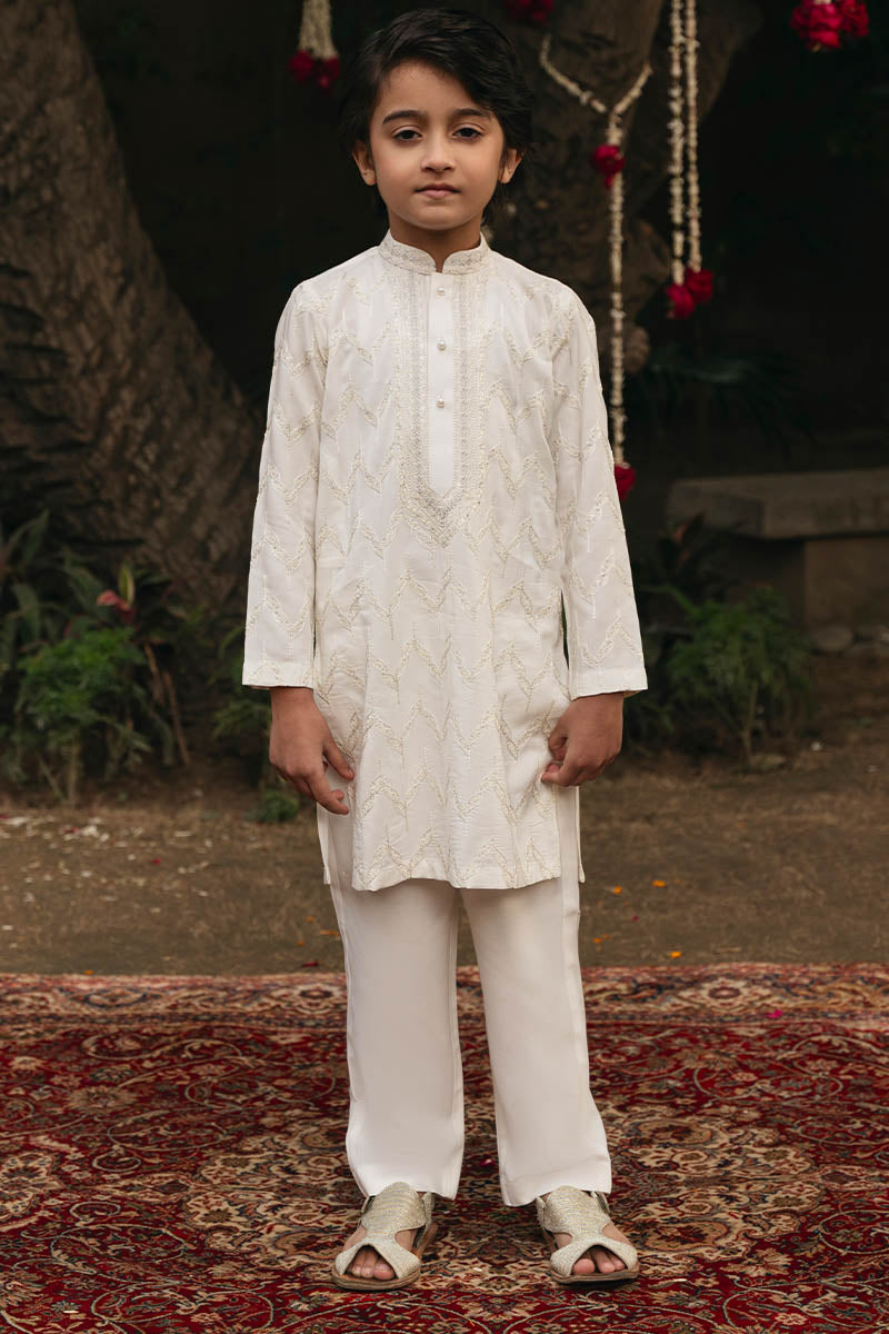 ‘AYAN’ KURTA PAJAMA