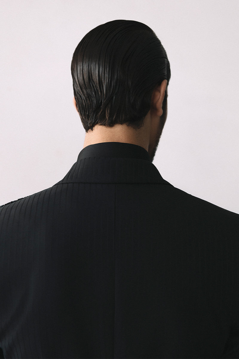 'NOIR' PEAK LAPEL SUIT